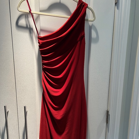 Ralph Lauren One Shoulder Ruched Waist Red Dress - Picture 4 of 7